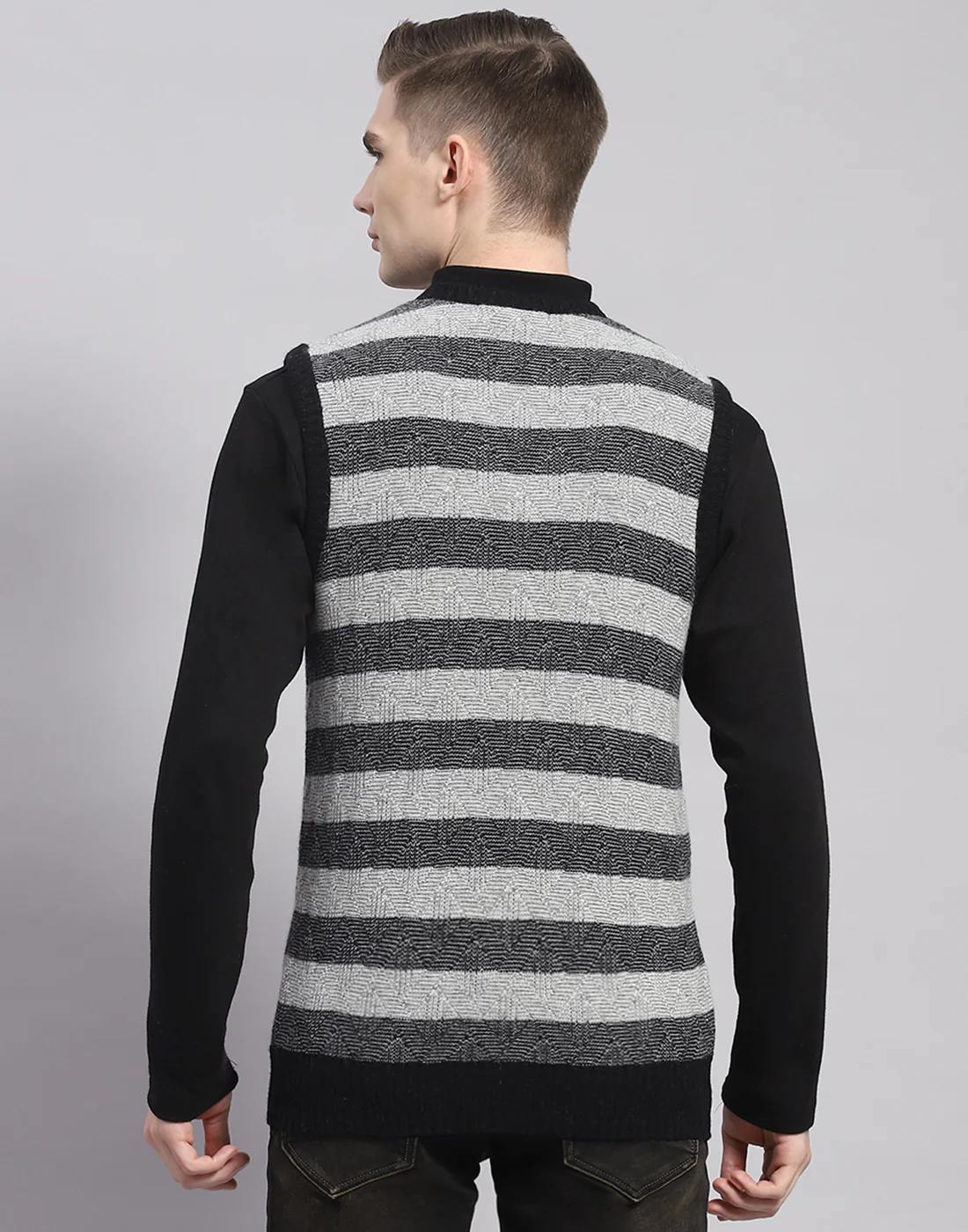 Men Grey Stripe V Neck Sleeveless Sweater - Image 5