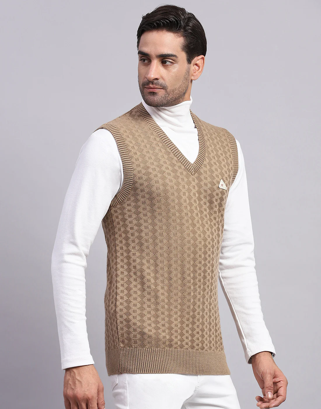 Men Khaki Self Design V Neck Sleeveless Sweater - Image 4
