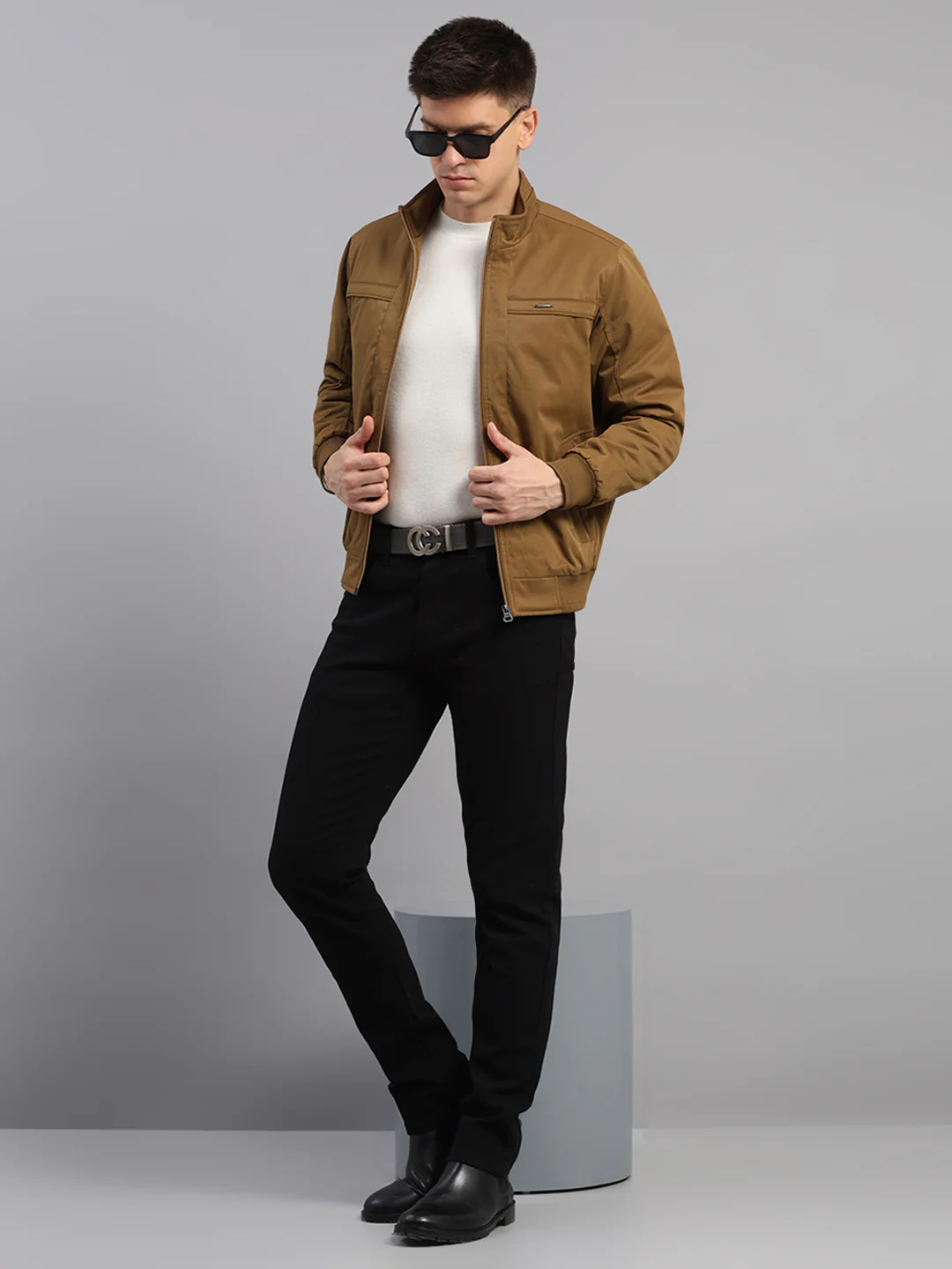 Men Khaki Solid Mandarin Neck Full Sleeve Jacket - Image 2