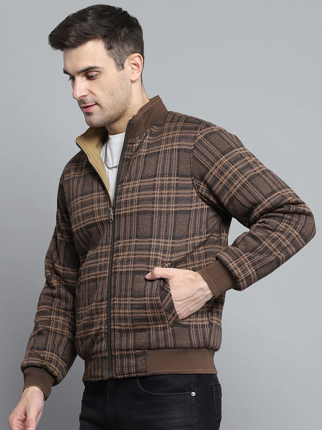 Men Khaki Solid Mock Neck Full Sleeve Jacket - Image 3