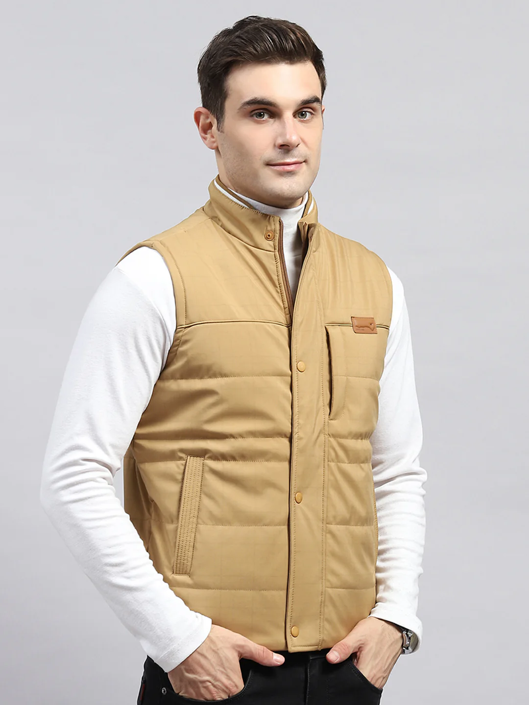 Men Khaki Solid Mock Neck Sleeveless Jacket - Image 4