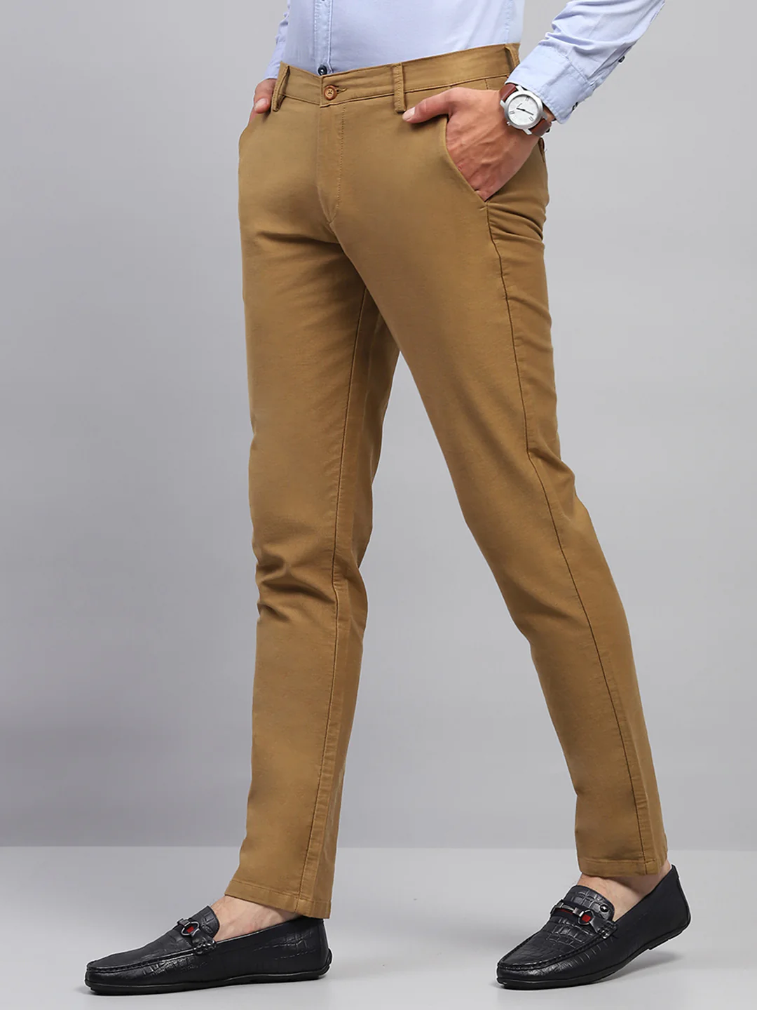 Men Khaki Solid Regular Fit Trouser - Image 3