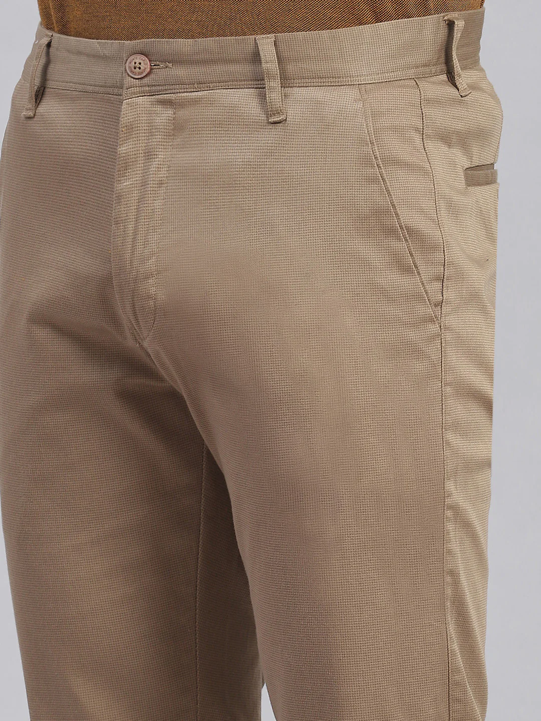Men Khaki Solid Regular Fit Trousers - Image 6