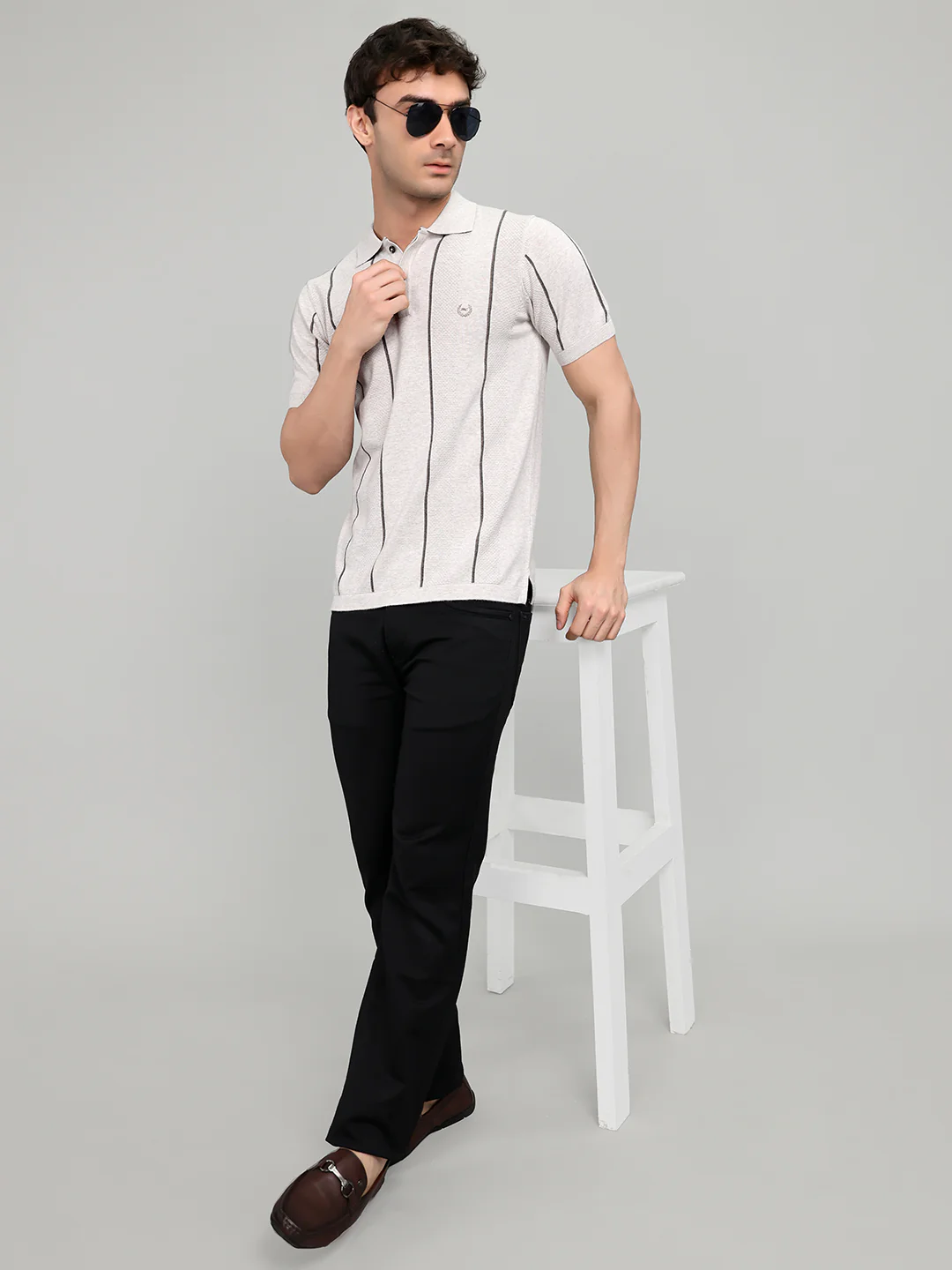 Men Light Grey Intarsia Collar Half Sleeve T-Shirt - Image 6