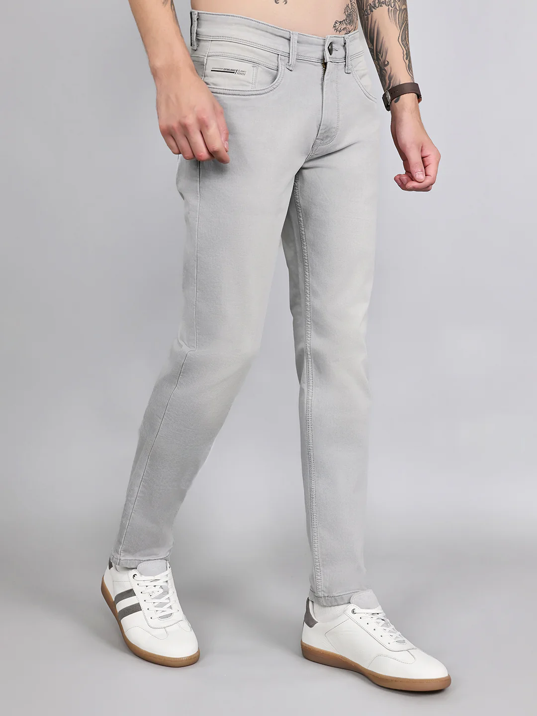 Men Light Grey Light Wash Narrow Fit Denim - Image 3