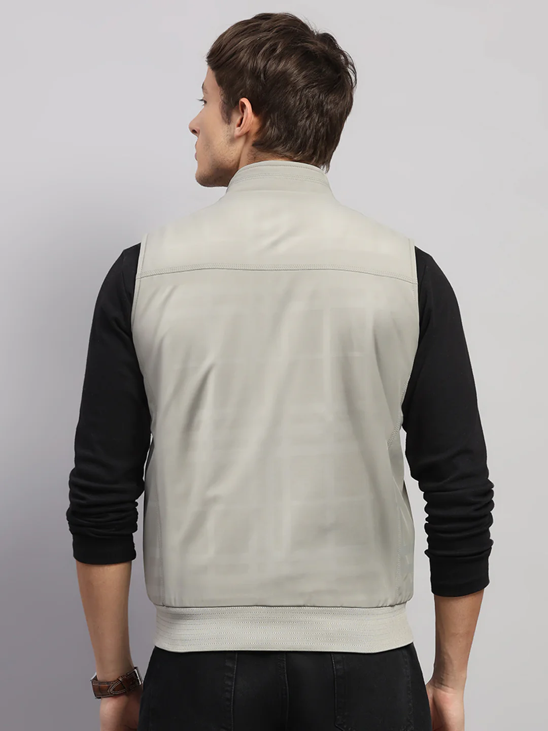 Men Light Grey Solid Collar Sleeveless Jacket - Image 5