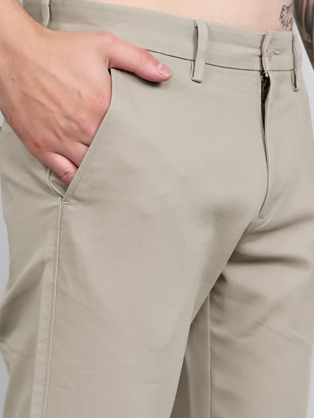 Men Light Grey Solid Slim Fit Trouser - Image 5
