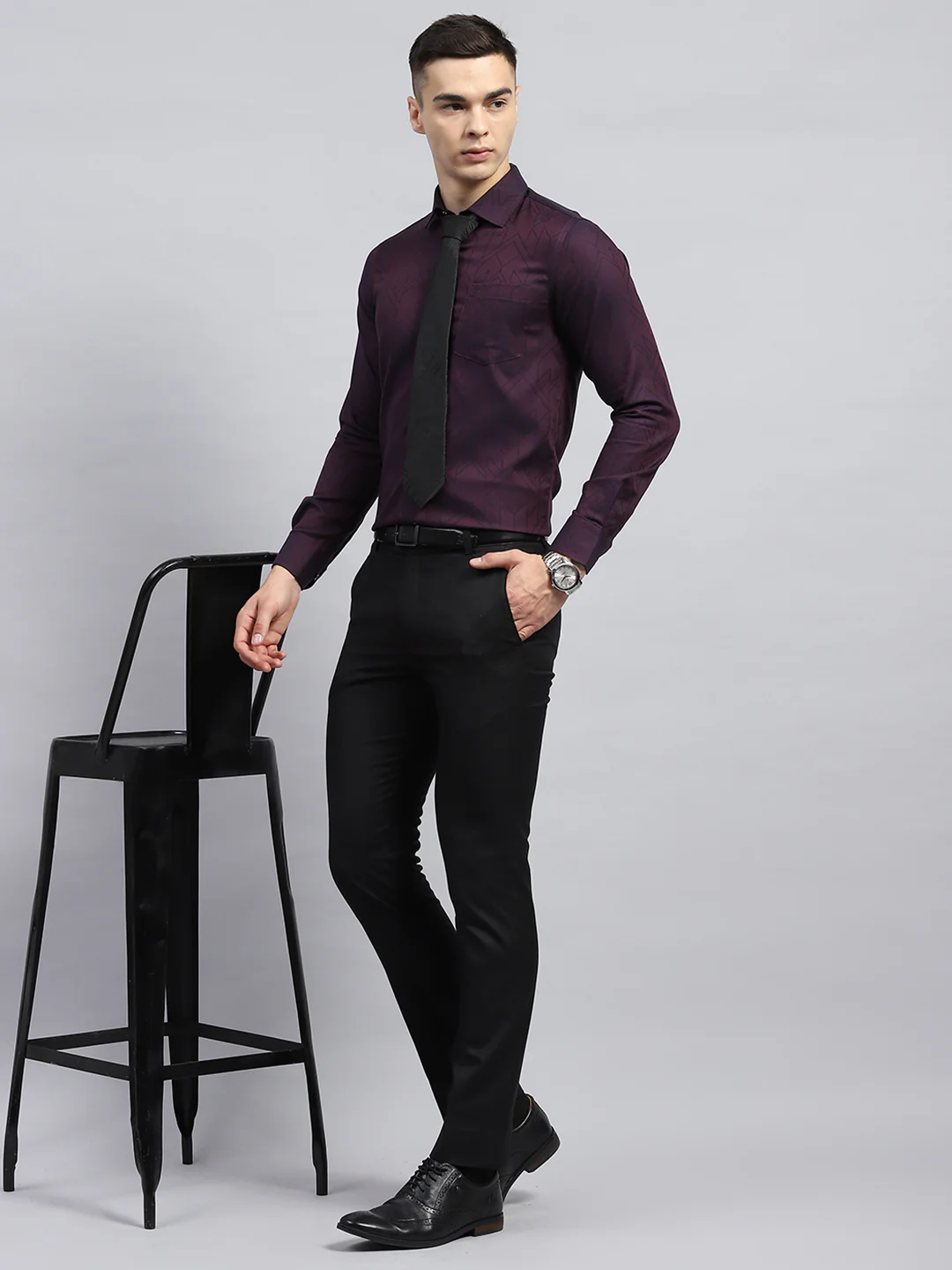 Men Maroon Printed Collar Full Sleeve Shirt - Image 2