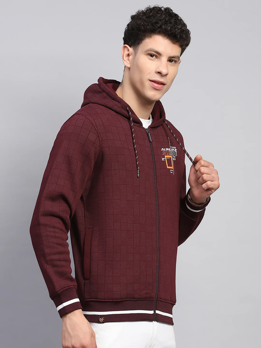 Men Maroon Printed Hooded Full Sleeve Sweatshirt - Image 3