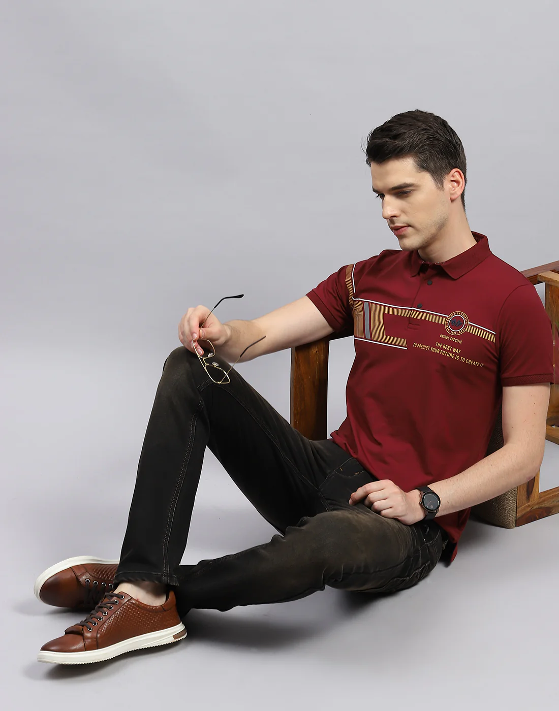 Men Maroon Printed Polo Collar Half Sleeve T-Shirt - Image 2
