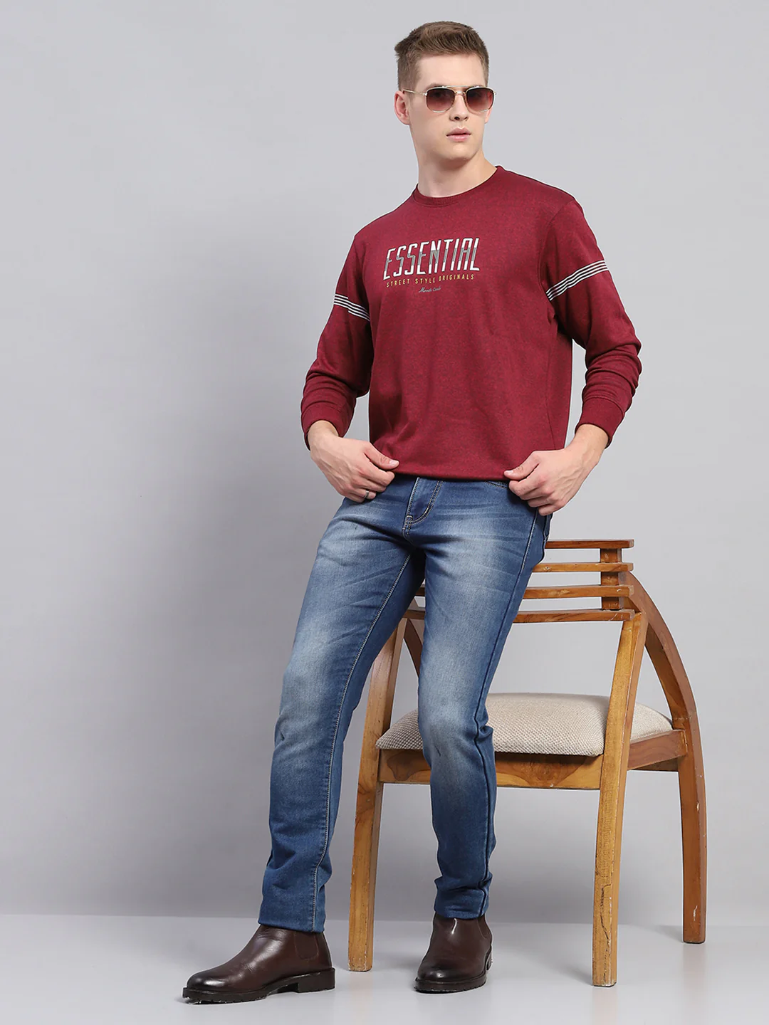 Men Maroon Printed Round Neck Full Sleeve Winter T-Shirt - Image 2