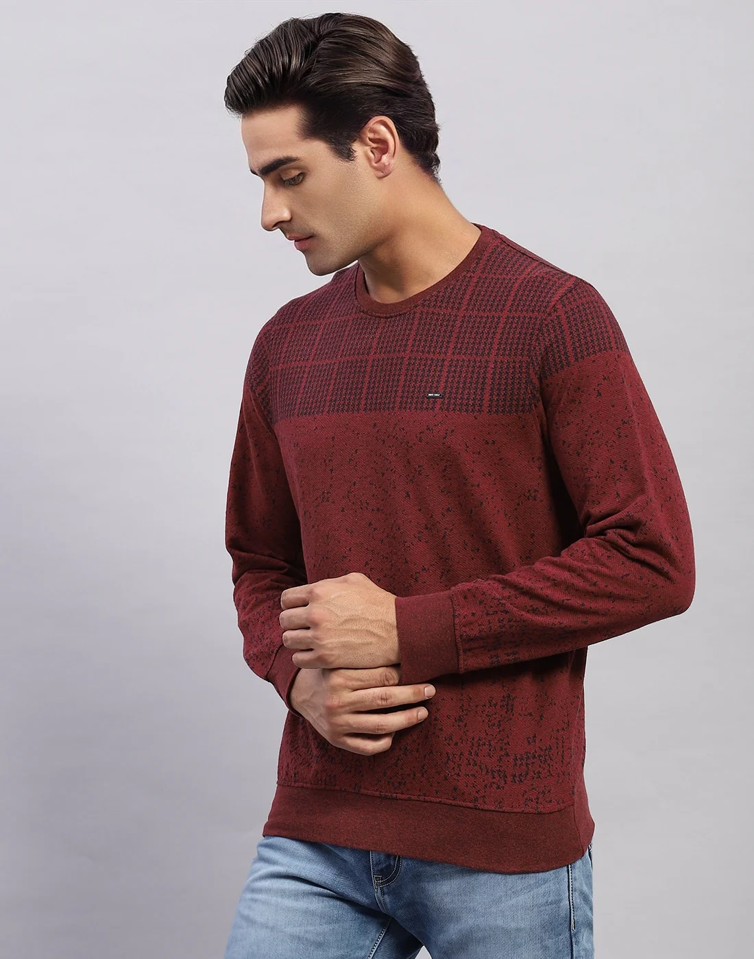 Men Maroon Printed Round Neck Full Sleeve Winter T-Shirt - Image 6