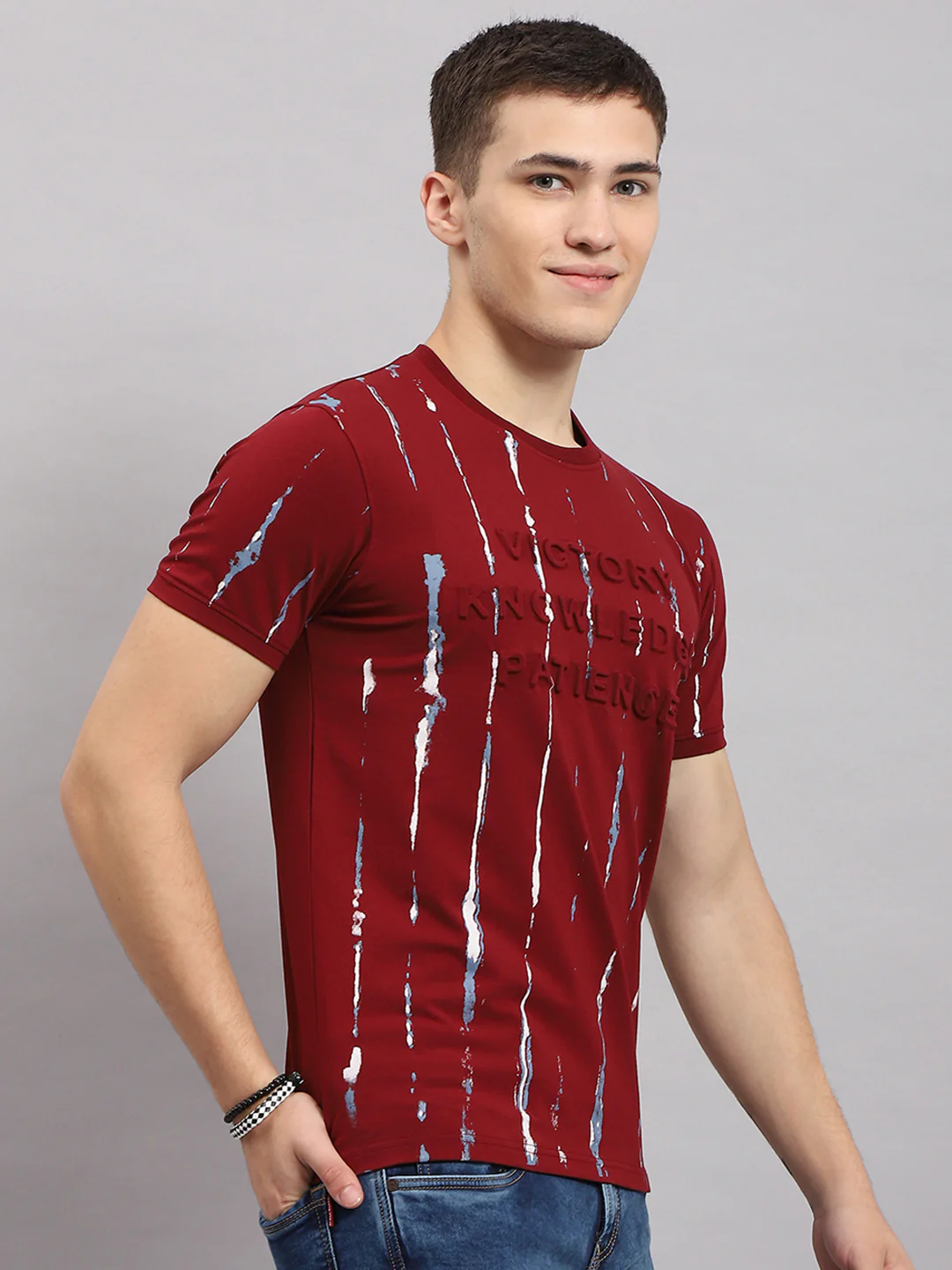 Men Maroon Printed Round Neck Half Sleeve T-Shirt - Image 4