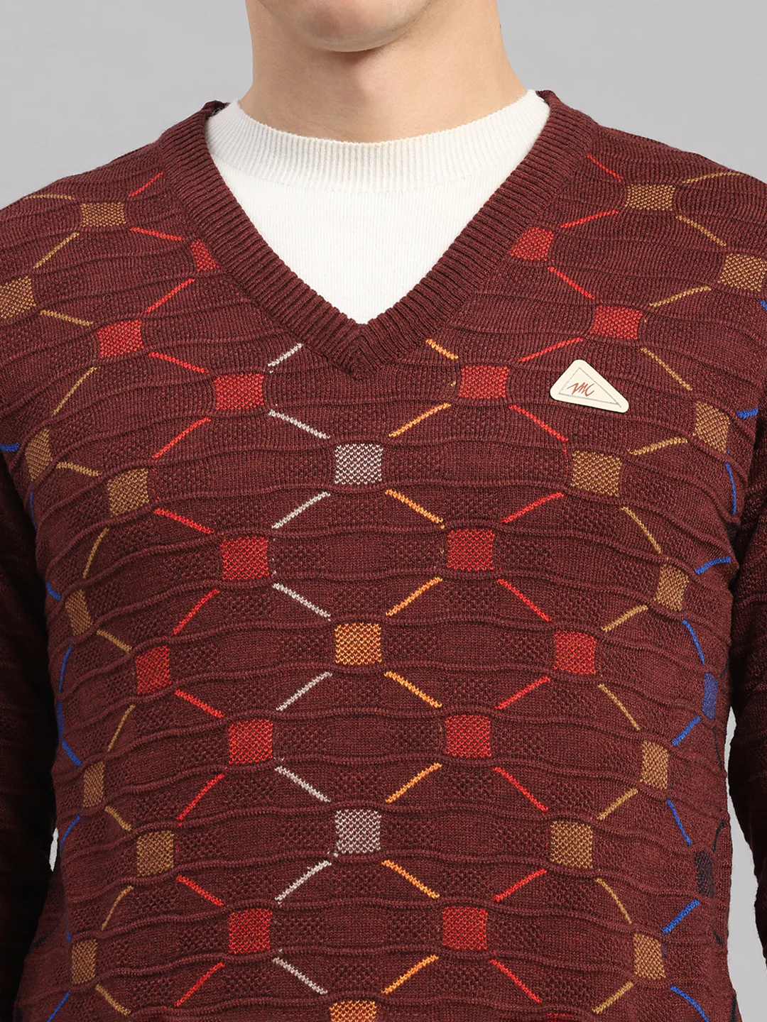 Men Maroon Printed V Neck Full Sleeve Pullover - Image 6