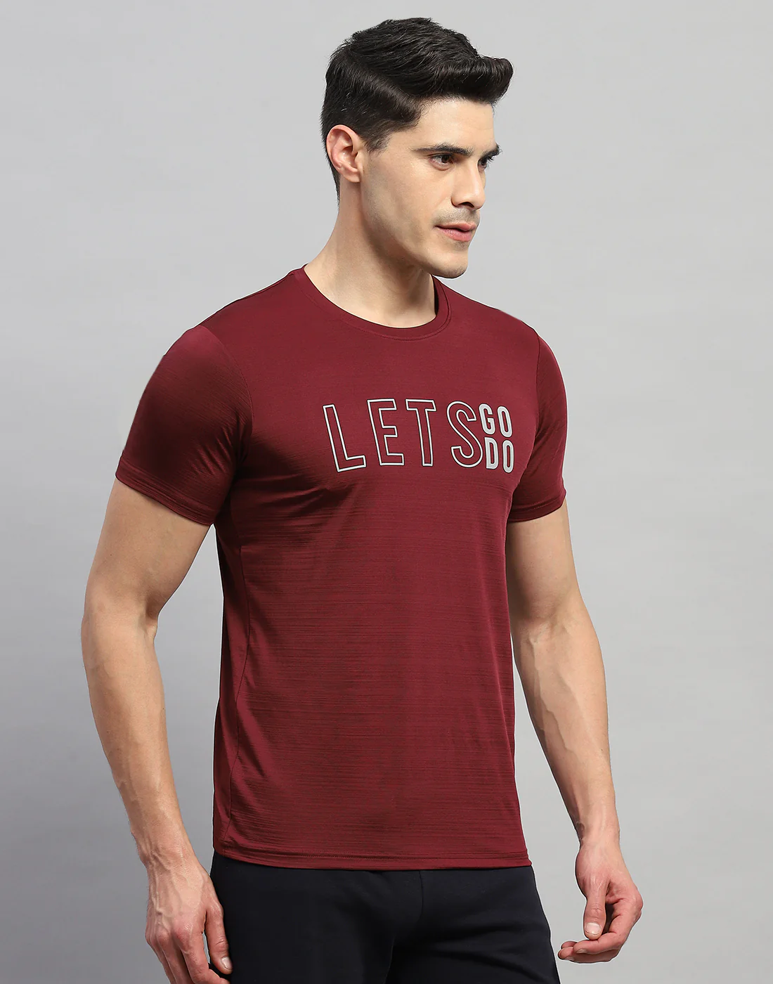 Rock.it Men Maroon Self Design Round Neck Half Sleeve T-Shirt - Image 4