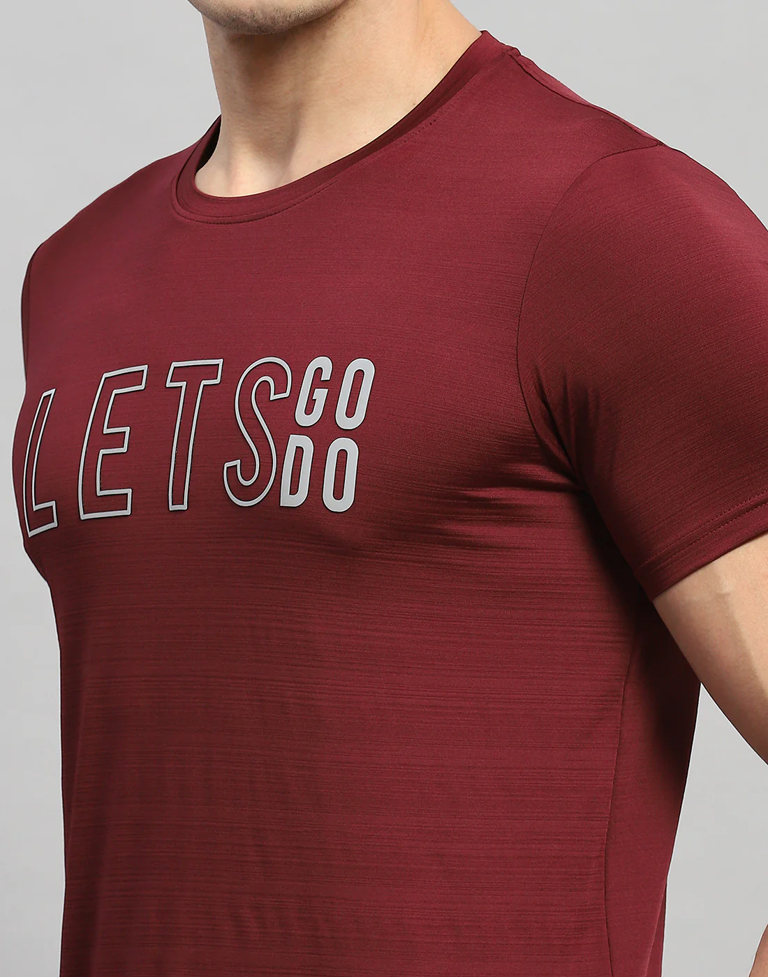 Rock.it Men Maroon Self Design Round Neck Half Sleeve T-Shirt - Image 6