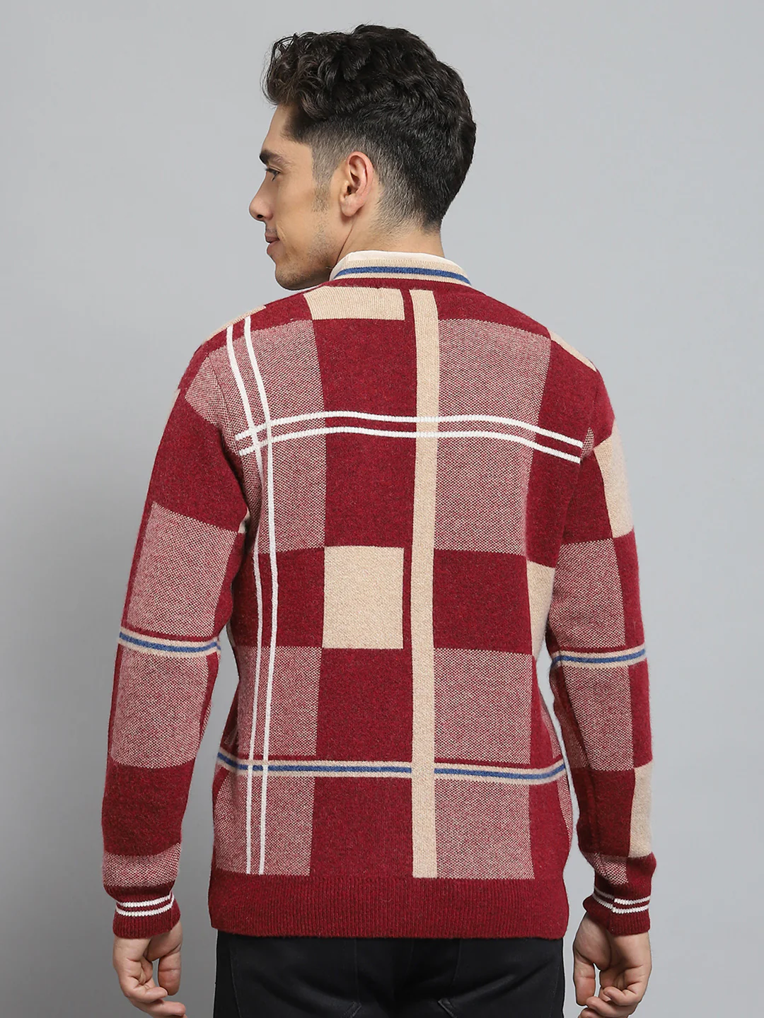 Men Maroon Self Design V Neck Full Sleeve Cardigan - Image 5