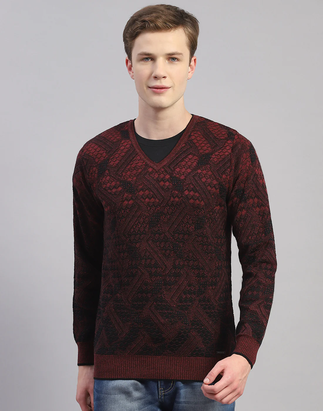 Men Maroon Self Design V Neck Full Sleeve Pullover - Image 2
