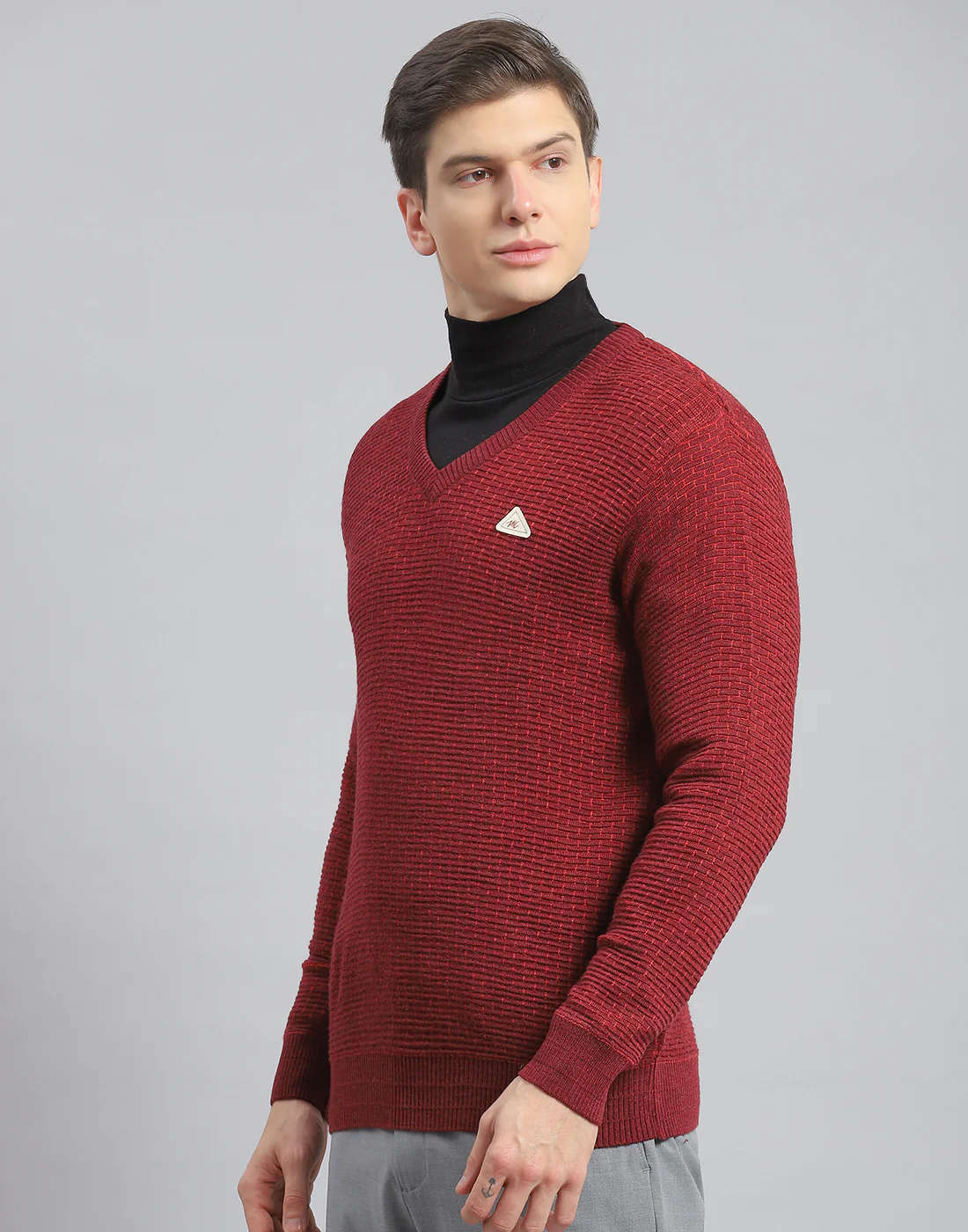 Men Maroon Self Design V Neck Full Sleeve Pullover - Image 3