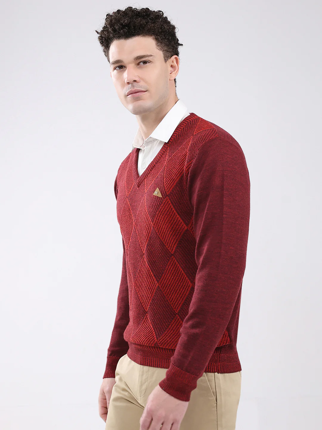 Men Maroon Self Design V Neck Full Sleeve Pullover - Image 3