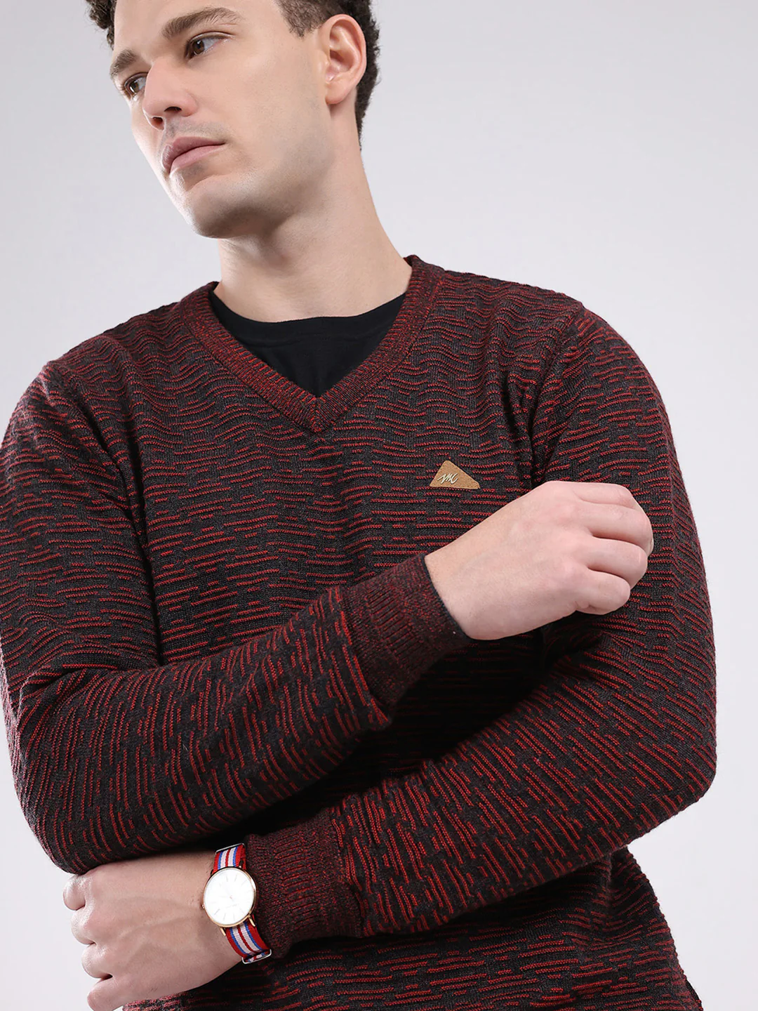 Men Maroon Self Design V Neck Full Sleeve Pullover - Image 6