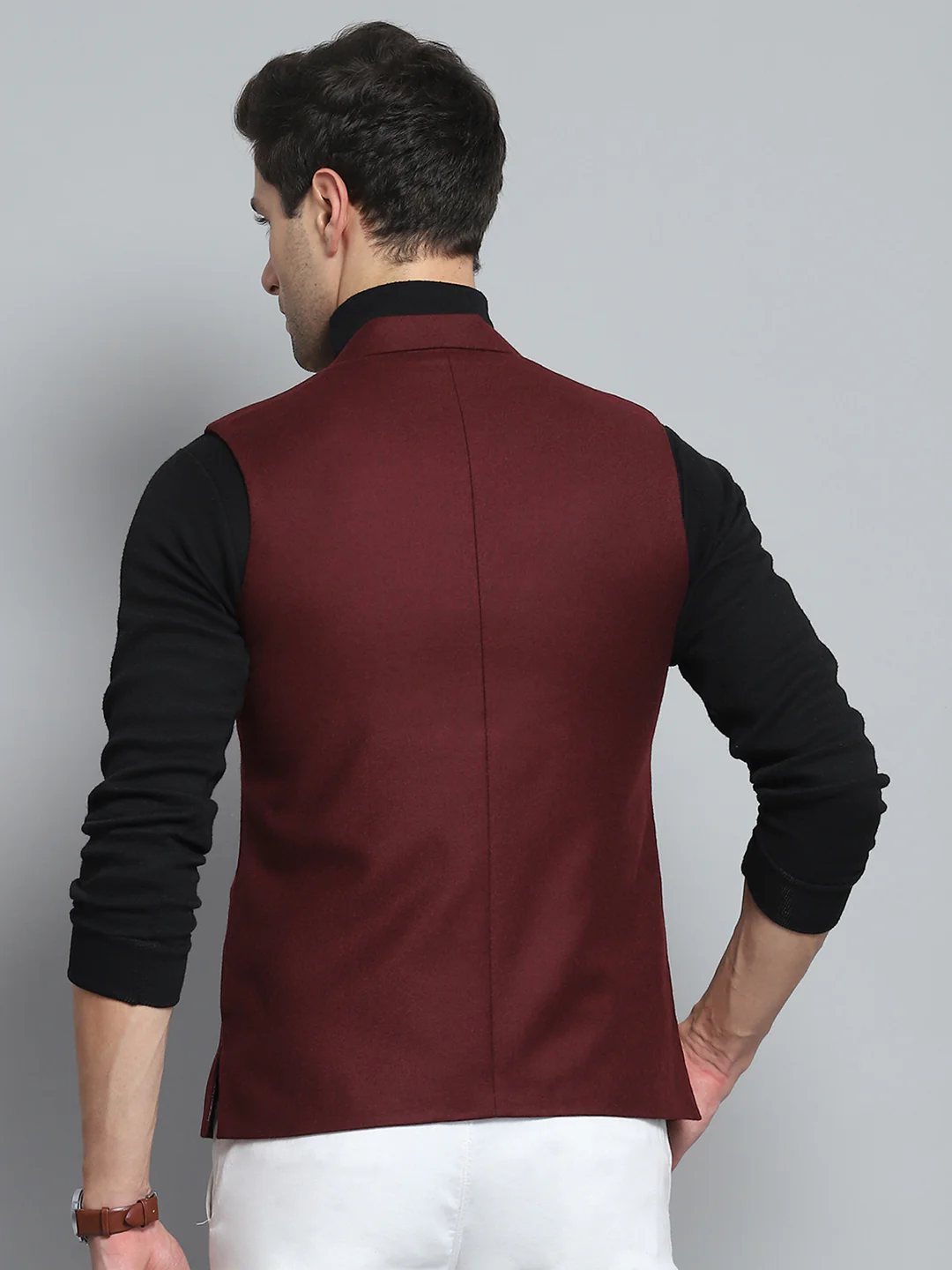 Men Maroon Solid Band Collar Sleeveless Nehru Jacket - Image 5