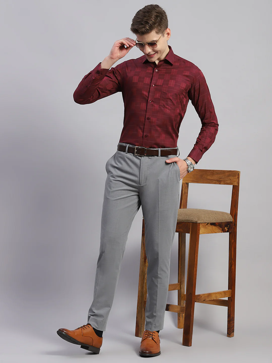 Men Maroon Solid Collar Full Sleeve Shirt - Image 2