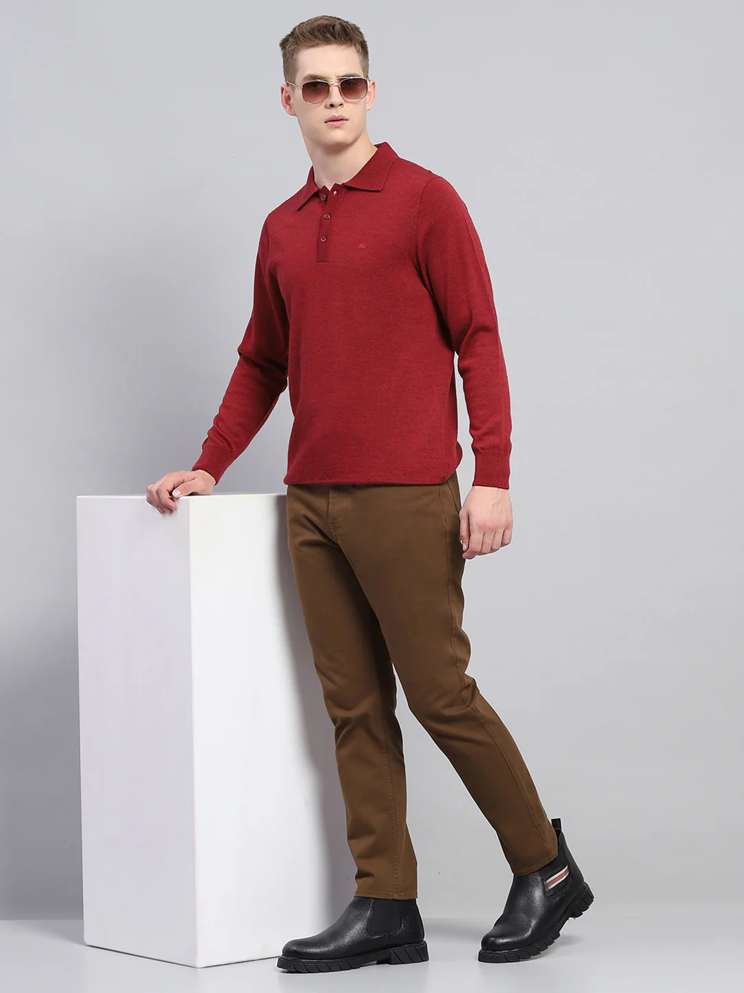 Men Maroon Solid Collar Full Sleeve Winter T-Shirt - Image 2