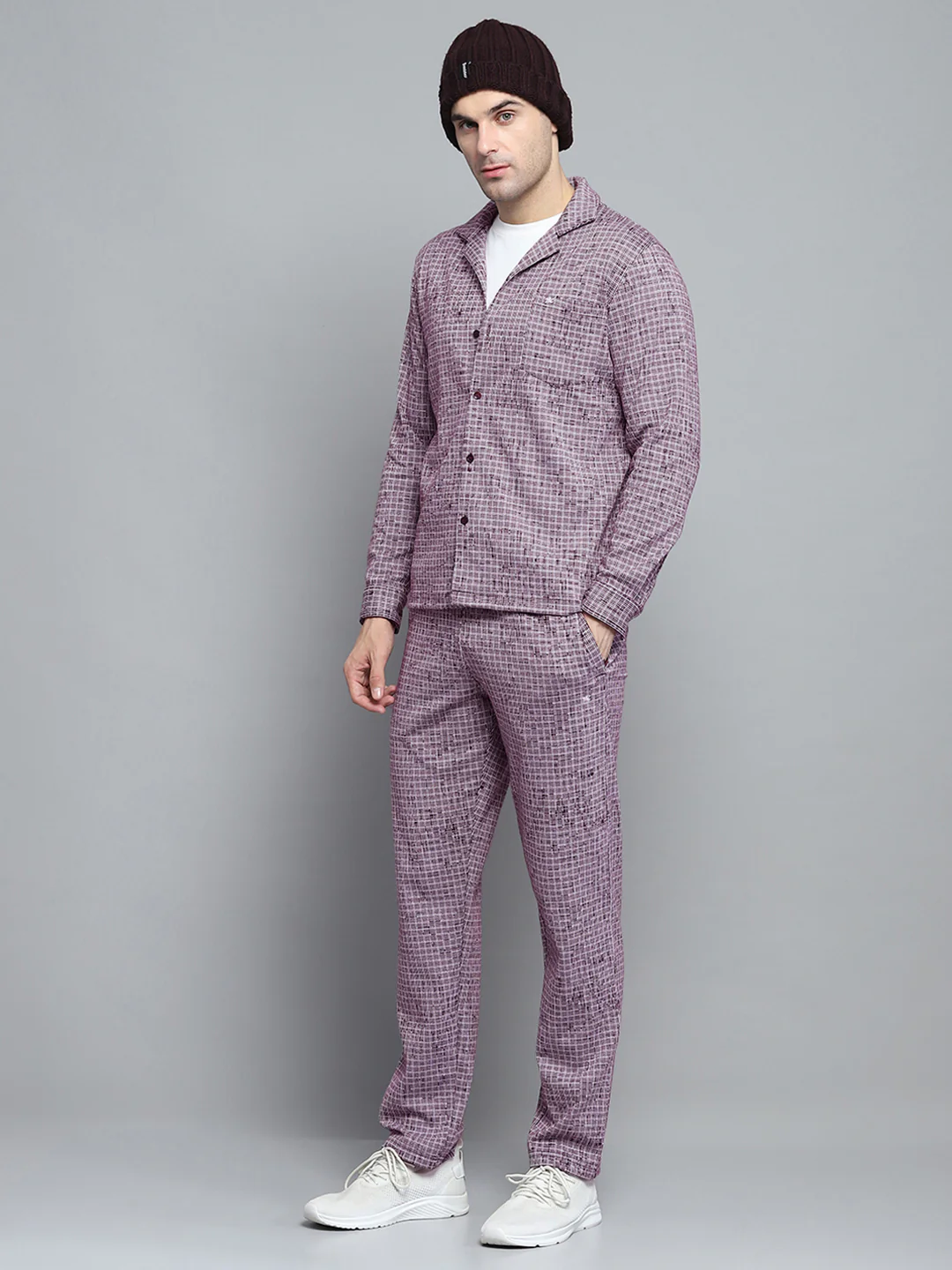 Men Maroon Solid Collar Full Sleeve Winter Tracksuit - Image 2