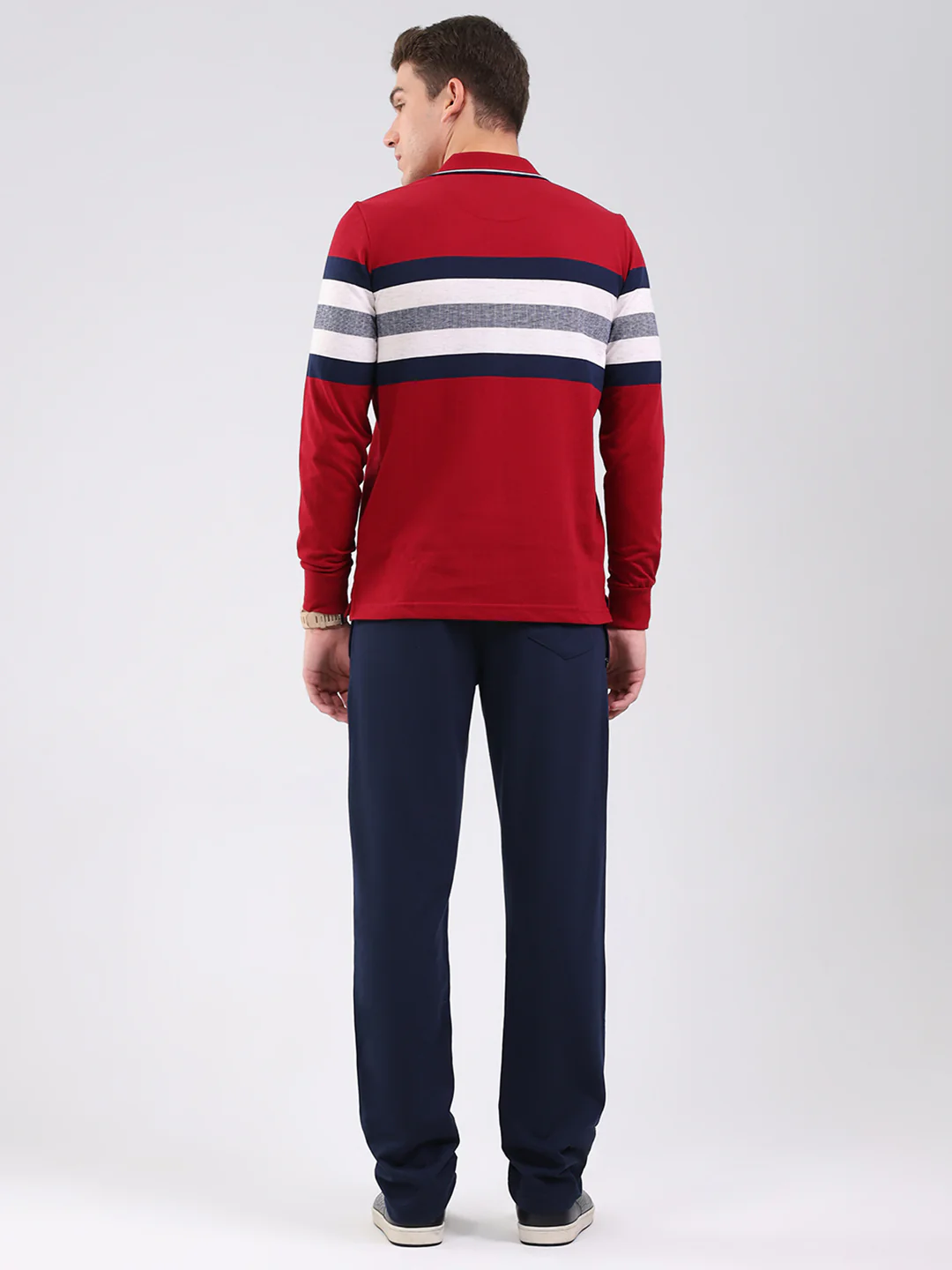 Men Maroon Solid Collar Full Sleeve Winter Tracksuit - Image 5