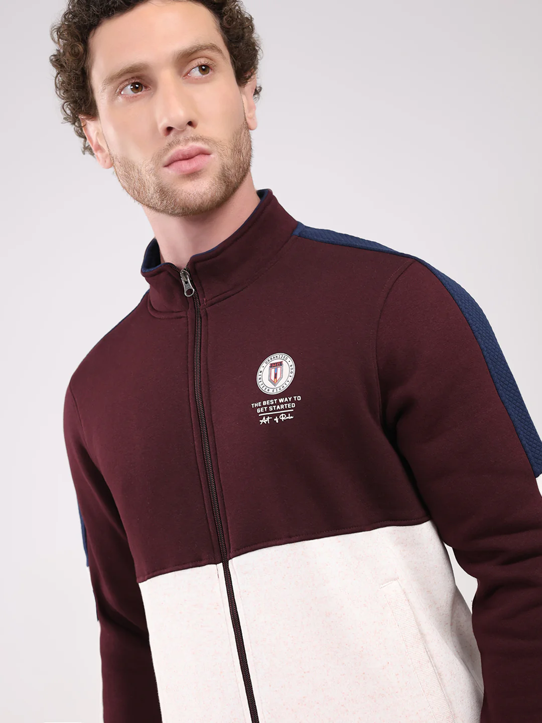 Men Maroon Solid Collar Full Sleeve Winter Tracksuit - Image 6