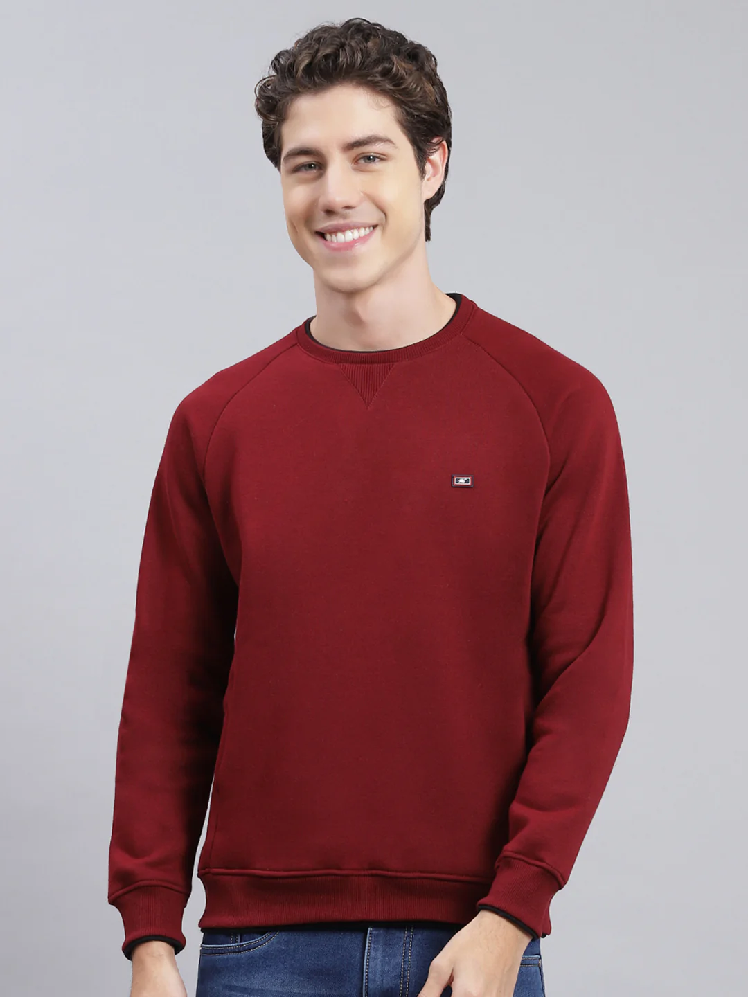 Men Maroon Solid Cotton Blend Sweatshirt - Image 2