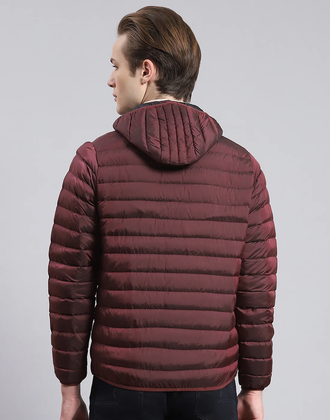 Men Maroon Solid Hooded Full Sleeve Jacket - Image 5