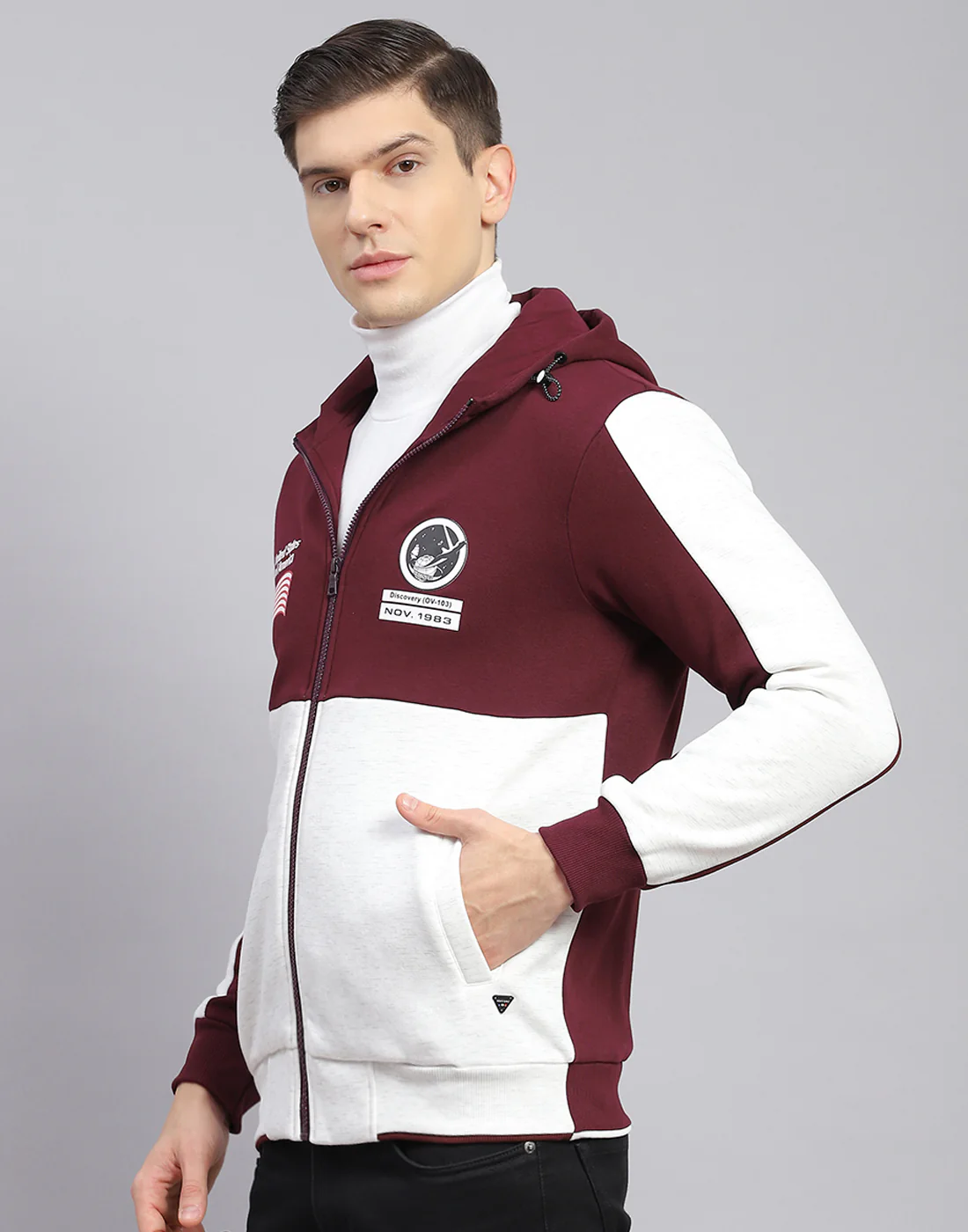 Men Maroon Solid Hooded Full Sleeve Sweatshirt - Image 4