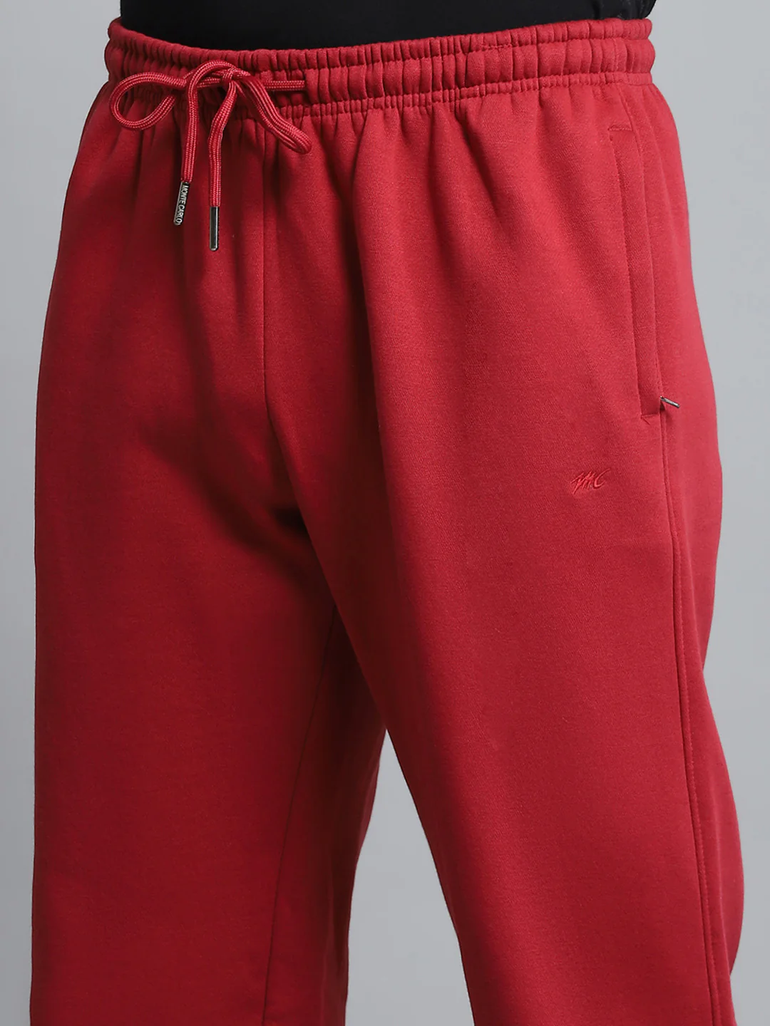 Men Maroon Solid Hooded Full Sleeve Winter Tracksuit - Image 9