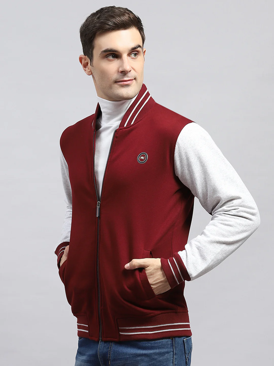 Men Maroon Solid Mock Neck Full Sleeve Sweatshirt - Image 3
