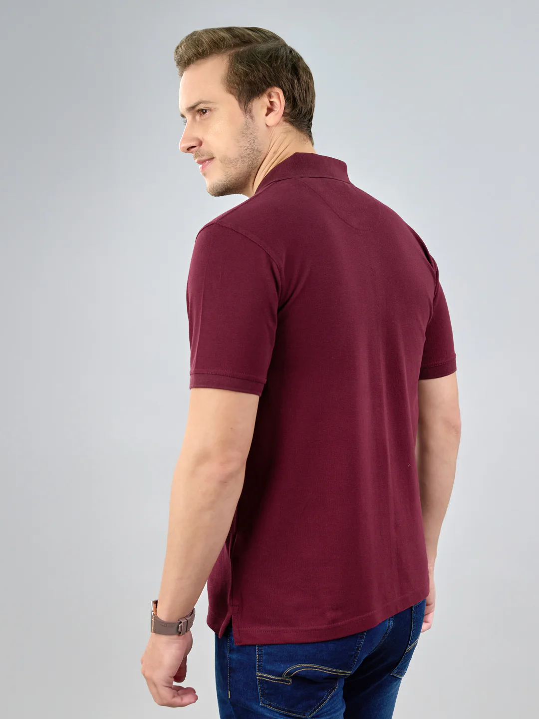 Men Maroon Solid Polo Collar Half Sleeve T-Shirt - Image 4