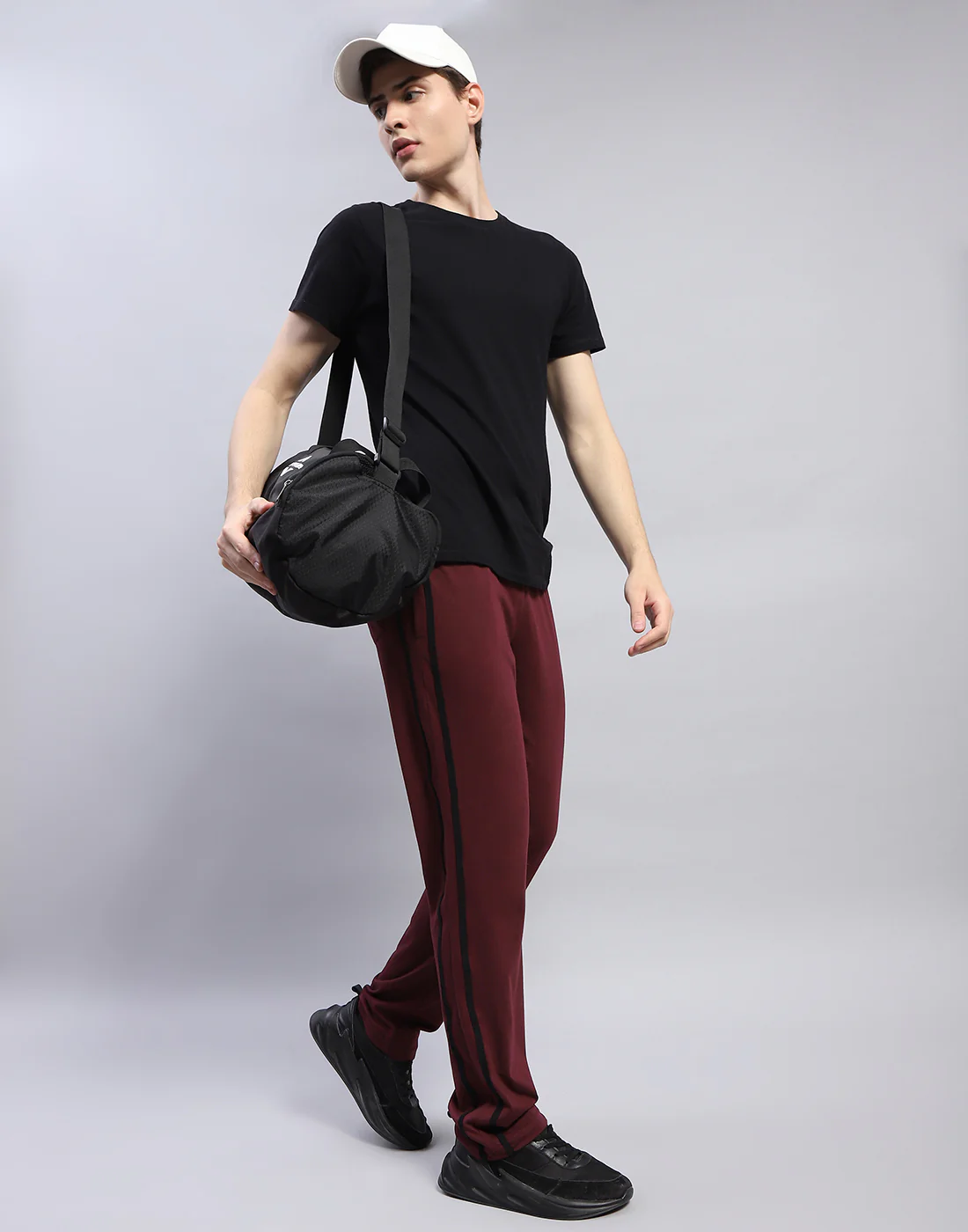 Men Maroon Solid Regular Fit Lower - Image 2