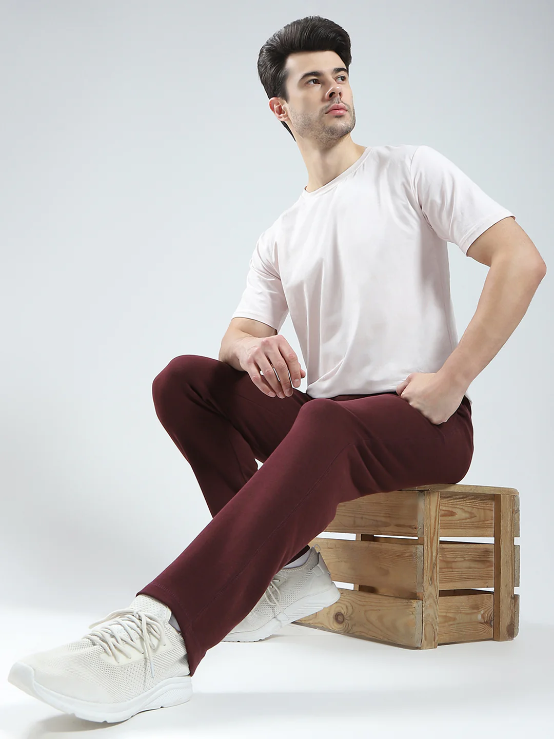 Men Maroon Solid Regular Fit Lower - Image 2