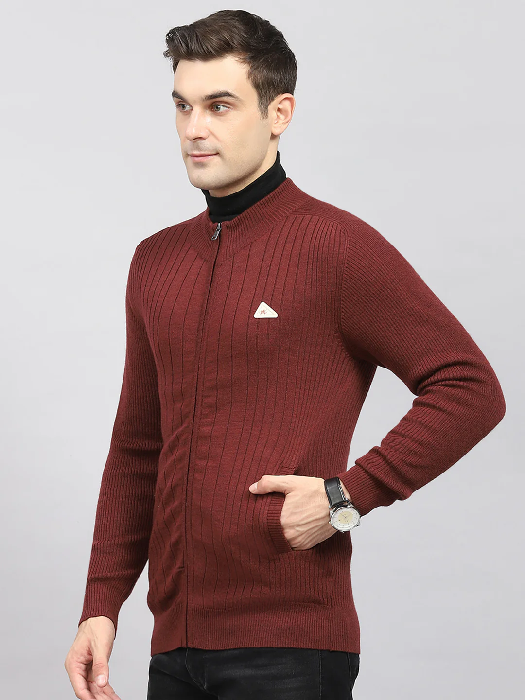 Men Maroon Solid Round Neck Full Sleeve Pullover - Image 3