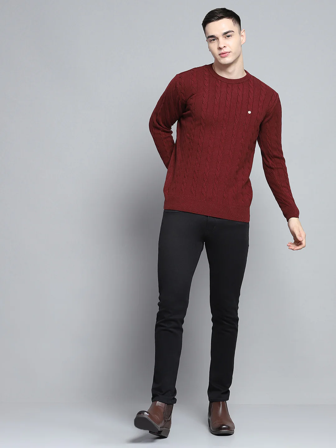 Men Maroon Solid Round Neck Full Sleeve Pullover - Image 2