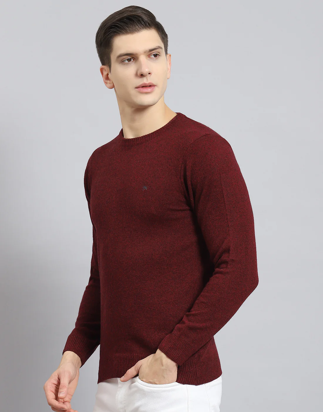 Men Maroon Solid Round Neck Full Sleeve Sweater - Image 4