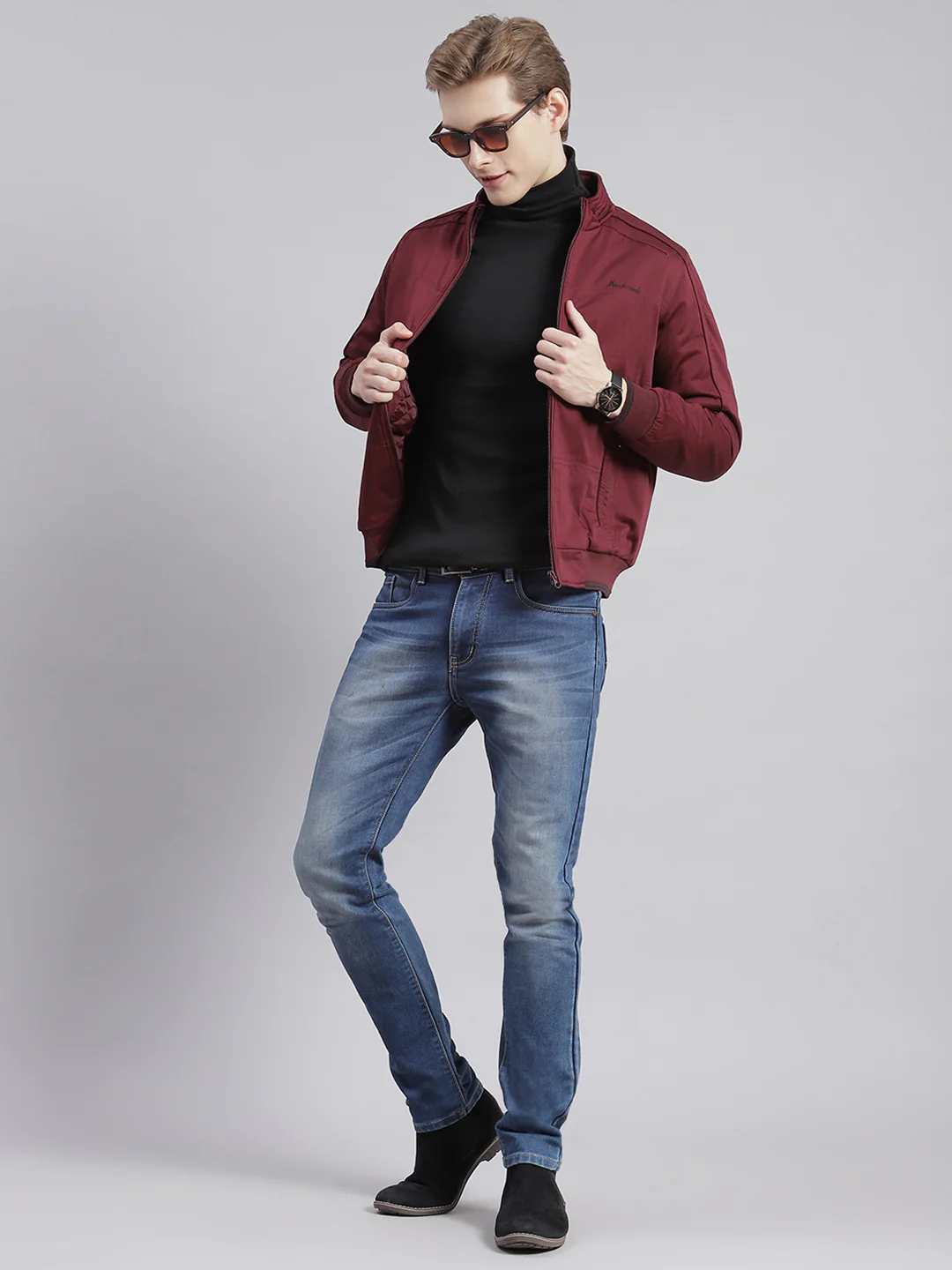 Men Maroon Solid Stand Collar Full Sleeve Jackets