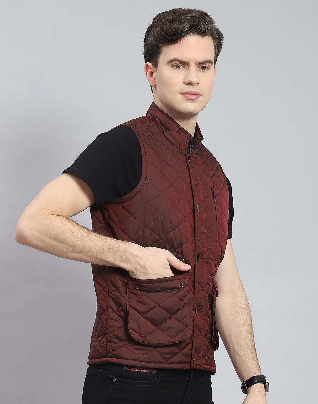 Rock.it Men Maroon Solid Stand Collar Sleeveless Jacket - Image 4