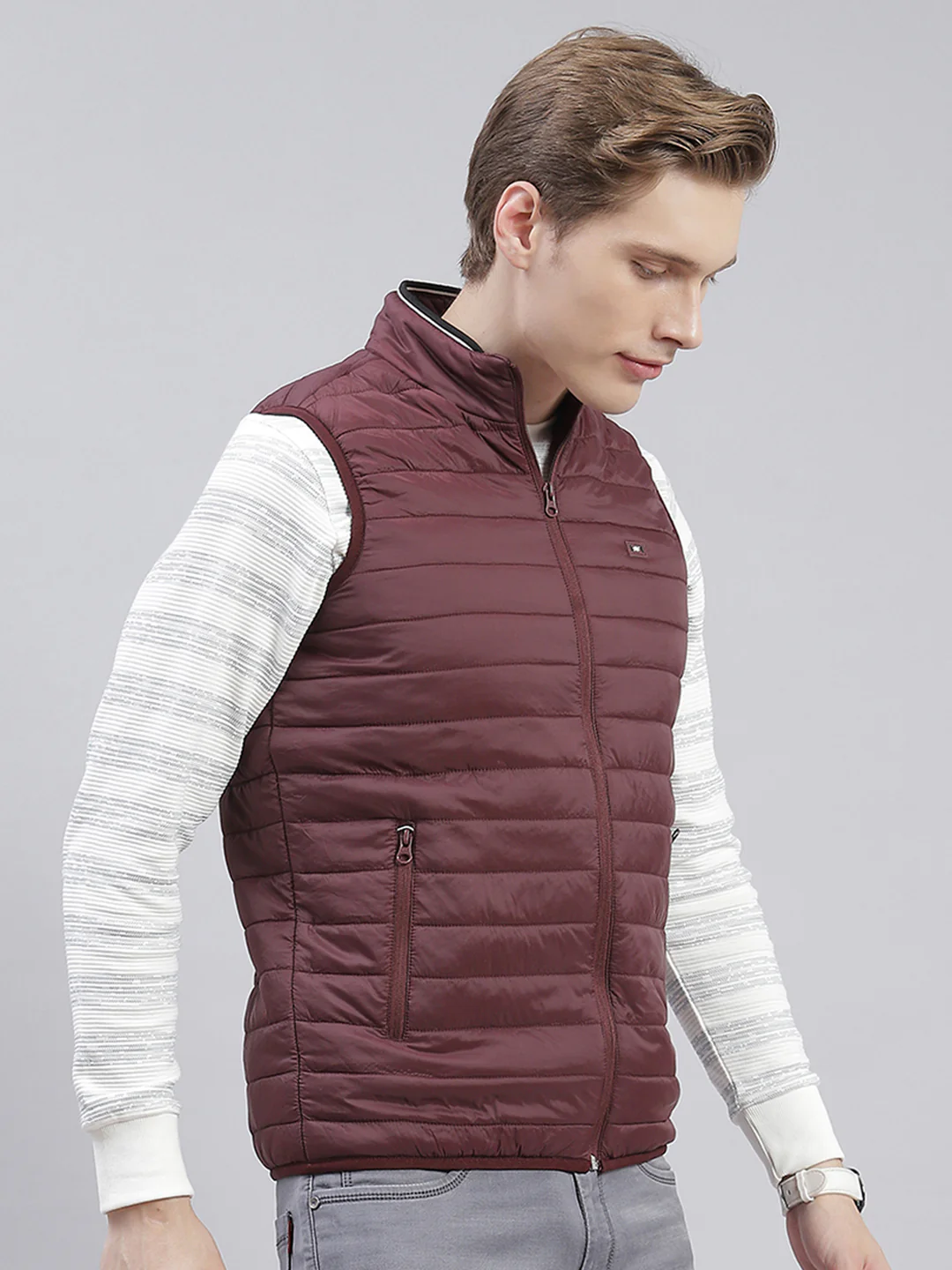Men Maroon Solid Stand Collar Sleeveless Jackets - Image 4