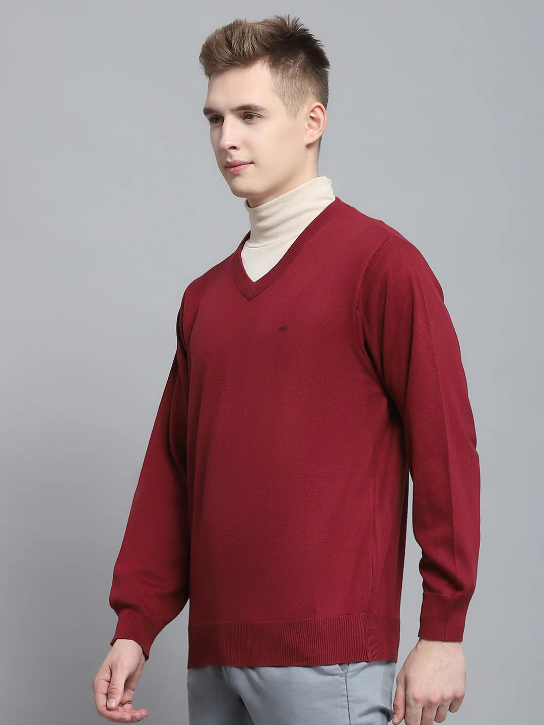 Men Maroon Solid V Neck Full Sleeve Pullover - Image 3