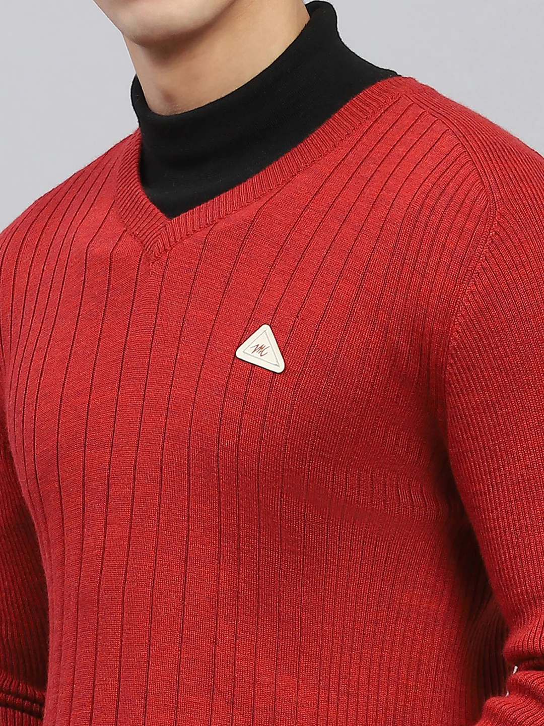 Men Maroon Solid V Neck Full Sleeve Pullover - Image 7