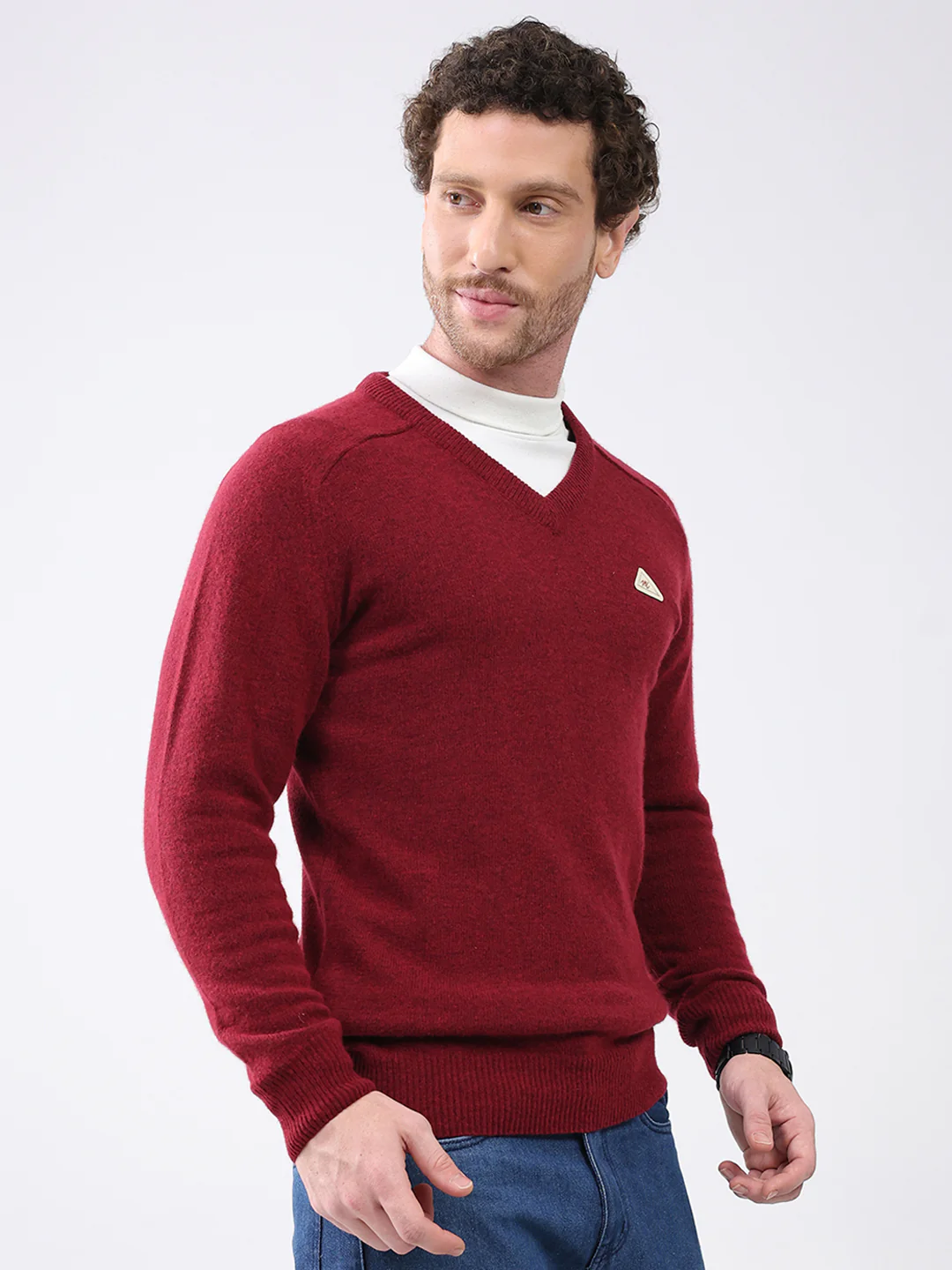 Men Maroon Solid V Neck Full Sleeve Pullover - Image 4
