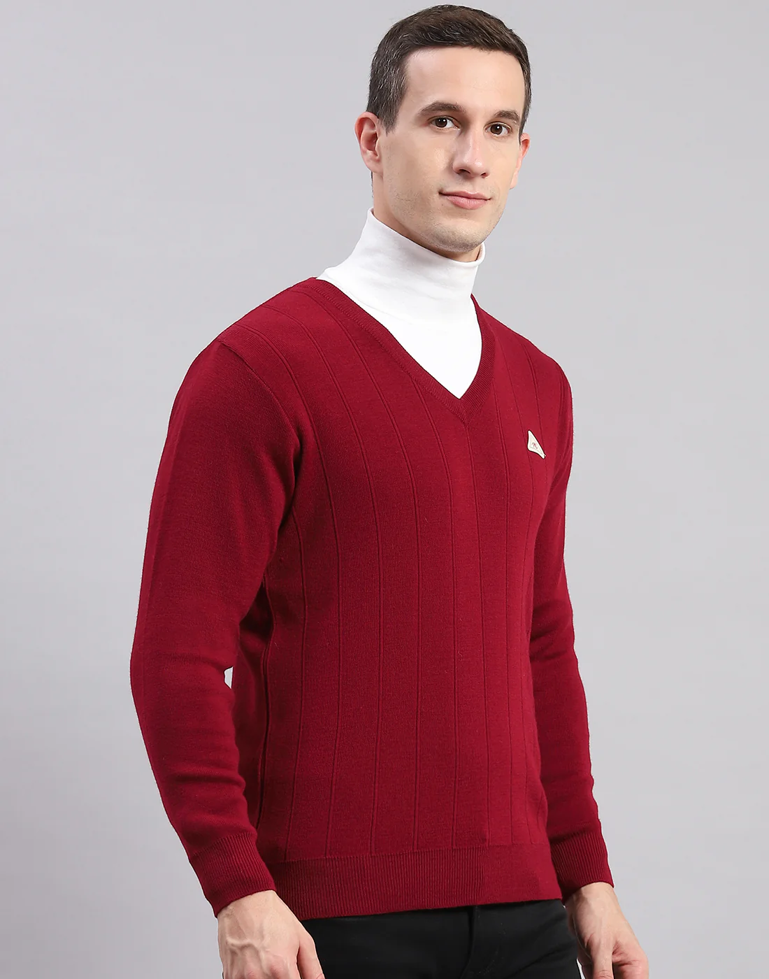 Men Maroon Solid V Neck Full Sleeve Sweaters/Pullovers - Image 5