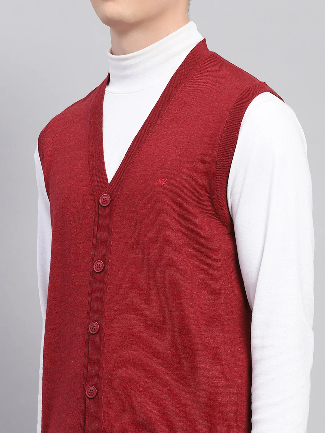 Men Maroon Solid V Neck Sleeveless Cardigan - Image 6